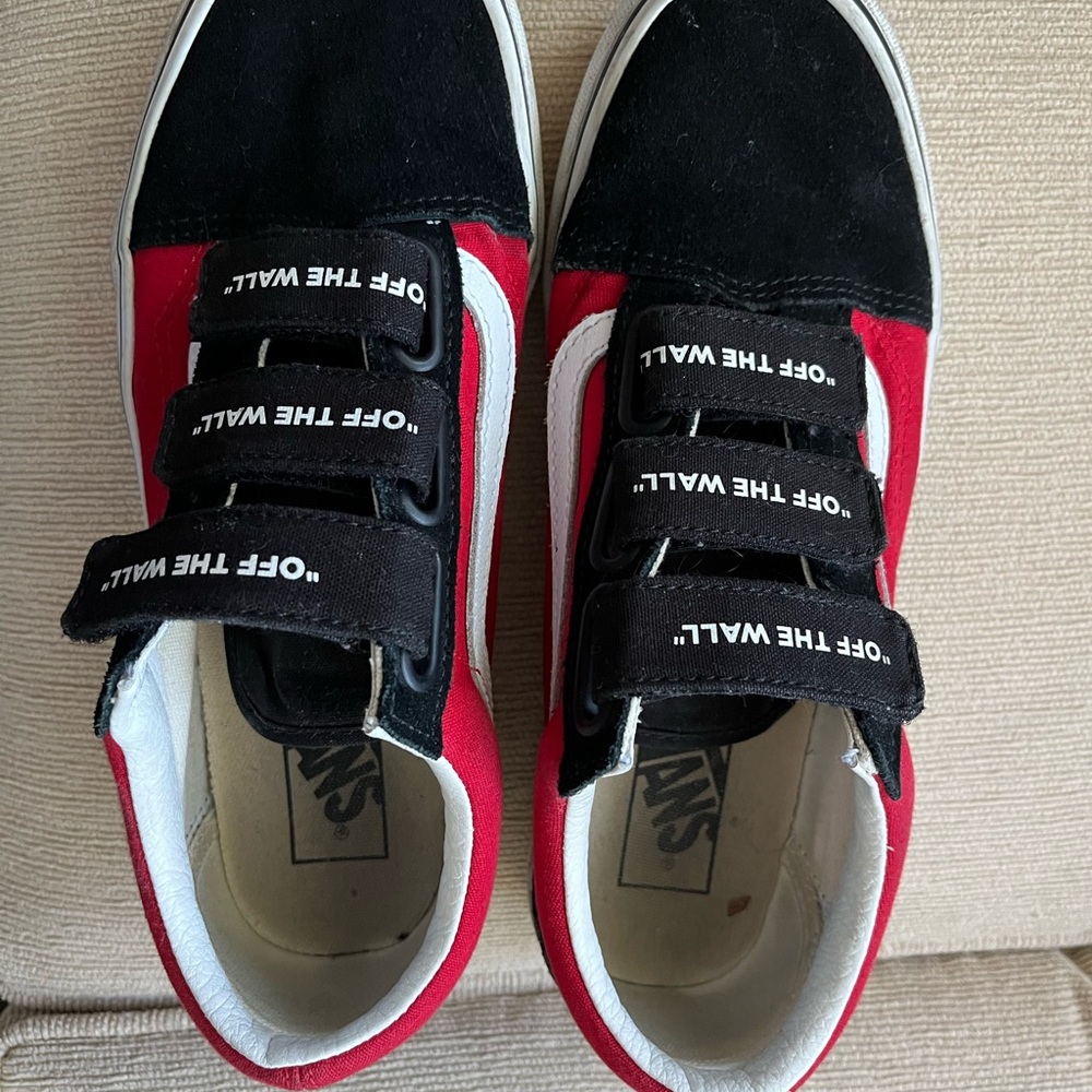 Vans Black and White Sneakers - Picture 2 of 4